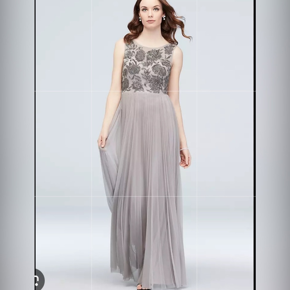 VC By Viola Chan Gray Floral Beaded Bodice Accordion Pleated Elegant Gown NWT 2